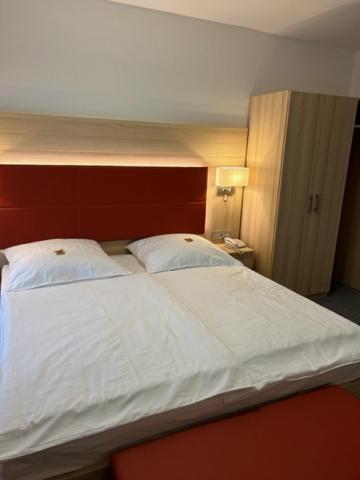 Hotel Kaiserhof Siegburg Ngoại thất bức ảnh