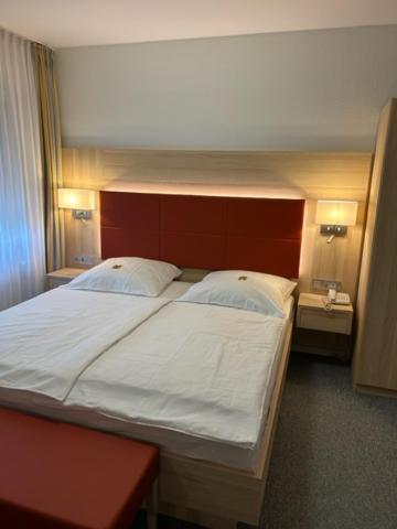 Hotel Kaiserhof Siegburg Ngoại thất bức ảnh