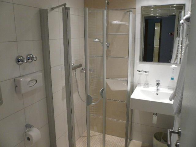 Hotel Kaiserhof Siegburg Ngoại thất bức ảnh