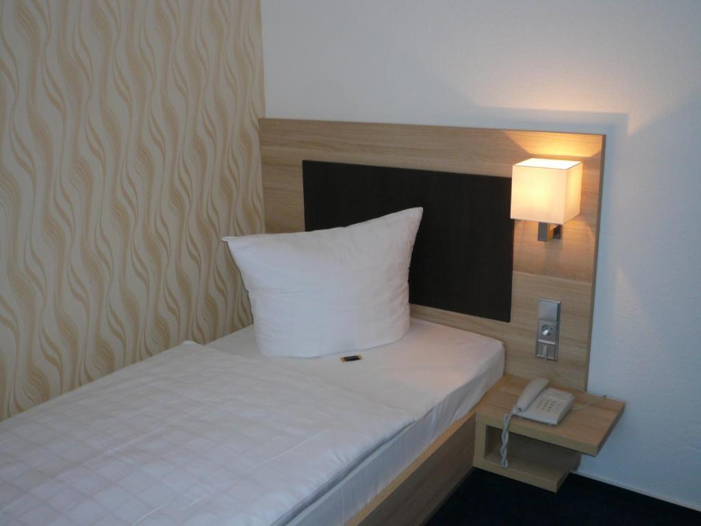 Hotel Kaiserhof Siegburg Phòng bức ảnh